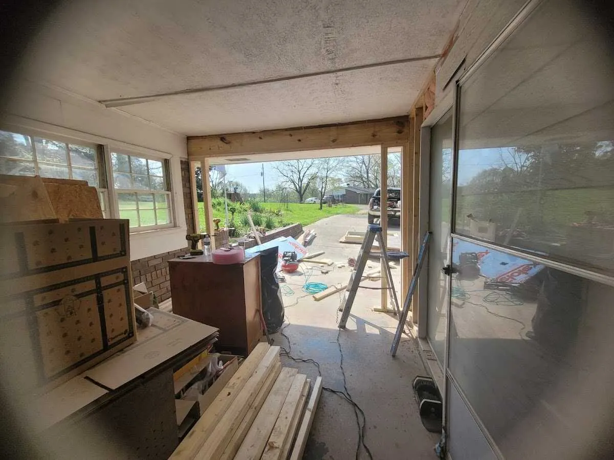 Air movers and dehumidifier for Drying & Dehumidification in Tupelo